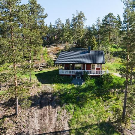 Lomahyppaeys Villa Naantali Exterior photo