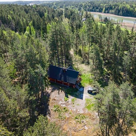 Lomahyppaeys Villa Naantali Exterior photo